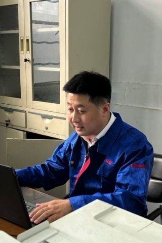 黄海鹏—上海众深科技股份有限公司